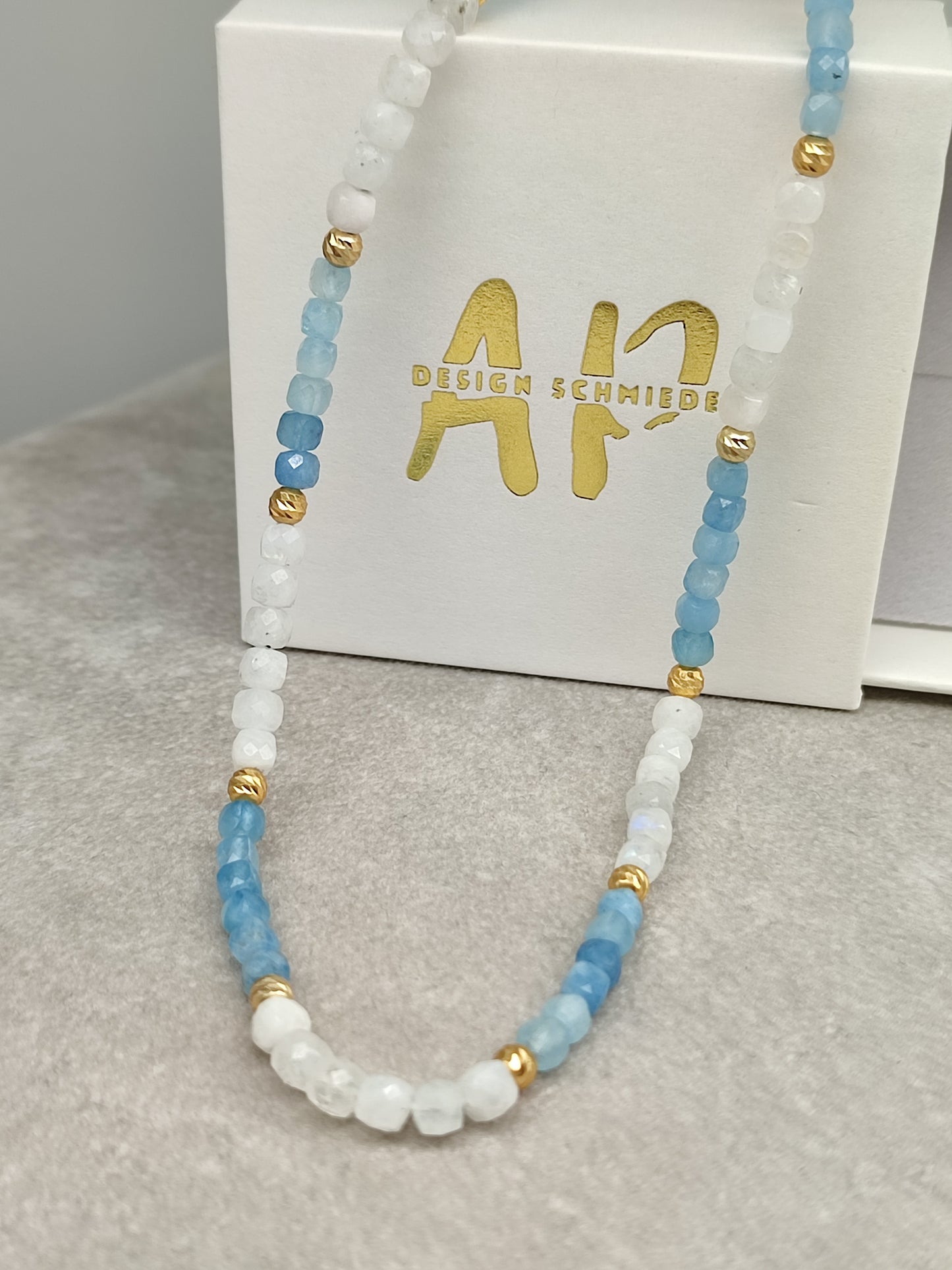 Aquamarin/ Mondstein Kette (Fische)